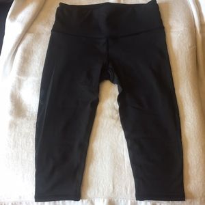 Lululemon crop pants